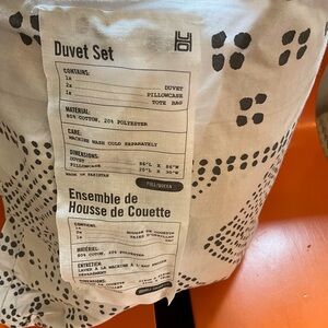 Urban Outfitters Maddox Duvet Cover Set Full/Queen